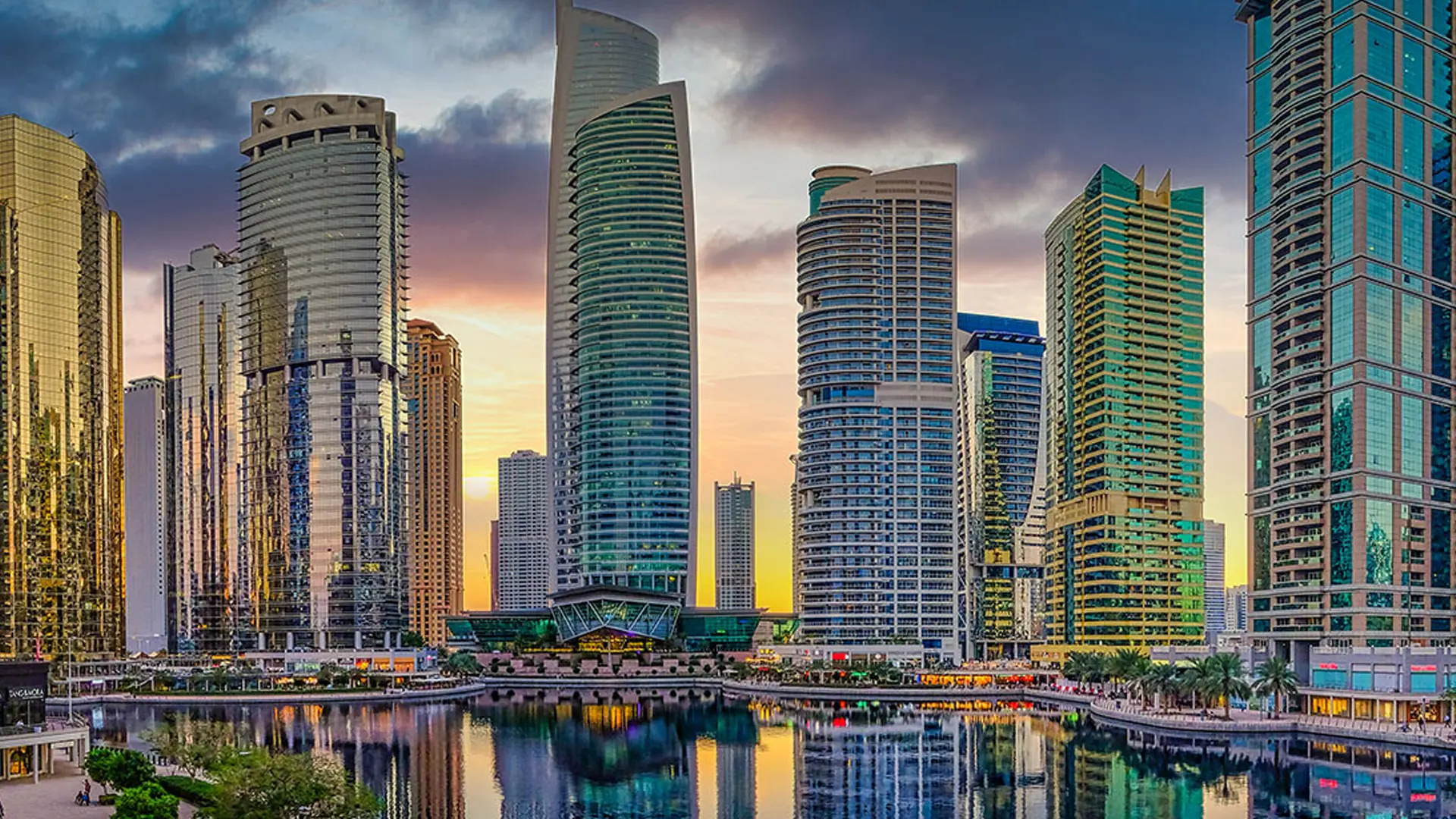 Dubai luxury real estate 2025